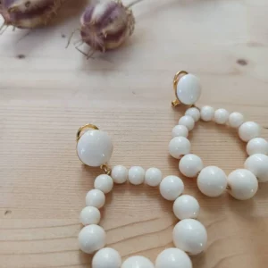 Boucles d'oreilles clips perles vintage en Résine pour oreilles non percées